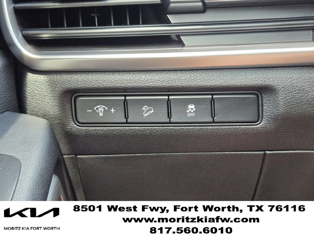 Certified 2025 Kia Telluride EX w/ EX Captain's Chair Package FWD image 21