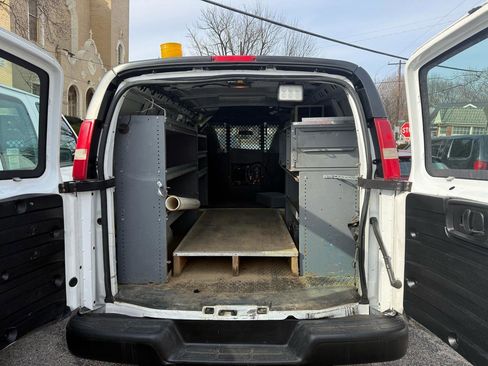 Used 2014 Chevrolet Express 1500 AWD image 11