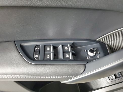 Certified 2024 Audi Q5 2.0T Premium Plus image 31