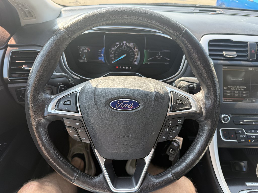 Used 2016 Ford Fusion SE FWD image 20
