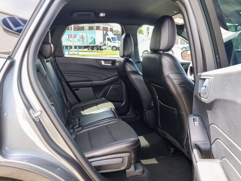 Used 2025 Ford Escape ST-Line Select AWD/4WD image 30