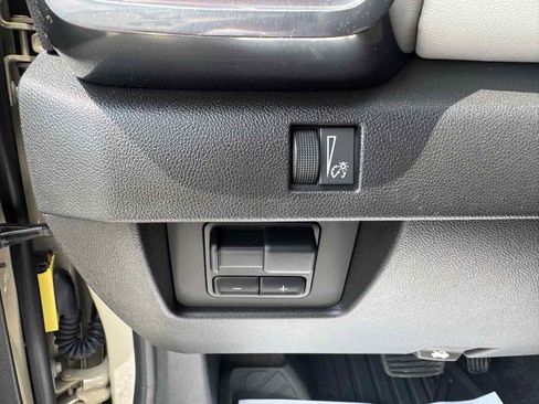 Used 2023 GMC Canyon AT4X AWD/4WD image 19