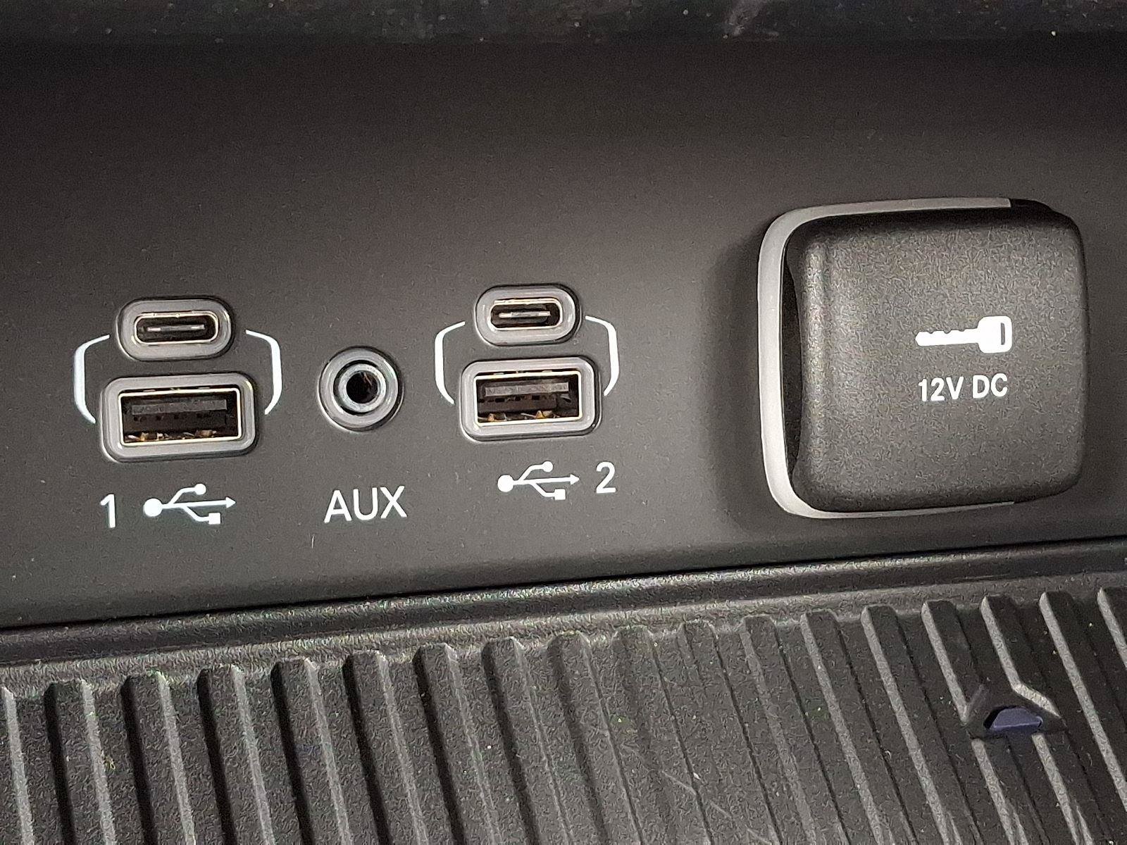 New 2026 Jeep Grand Cherokee Altitude AWD/4WD image 18