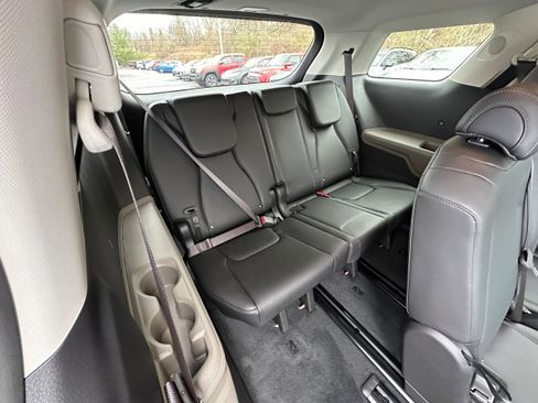 New 2026 Kia Carnival image 21