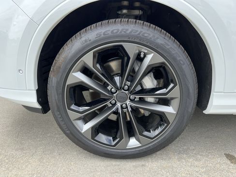 Certified 2026 Audi Q7 3.0T Prestige w/ Prestige Package AWD/4WD image 13