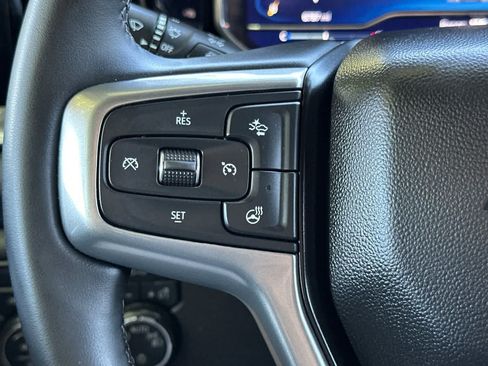 Used 2025 Chevrolet Silverado 1500 LT AWD/4WD image 31