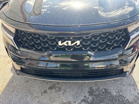 Used 2023 Kia Sorento S image 13