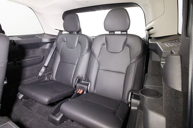 Used 2022 Volvo XC90 T6 Momentum w/ Advanced Package AWD/4WD image 30