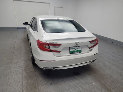 Used 2020 Honda Accord Touring image 6