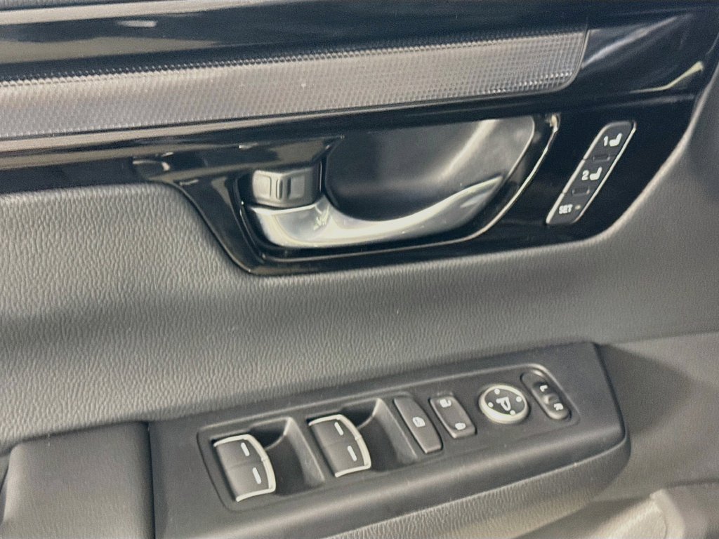 Used 2026 Honda CR-V Sport Touring image 22