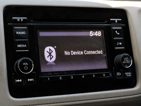 Used 2021 Honda HR-V LX image 38