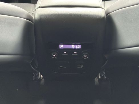 Used 2023 Buick Enclave Essence w/ Experience Buick Package FWD image 20