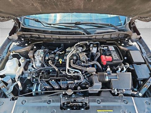 Used 2025 Nissan Altima 2.5 SV FWD image 22