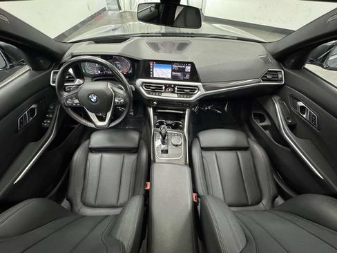 Used 2019 BMW 330i xDrive Sedan w/ Premium Package AWD/4WD image 33
