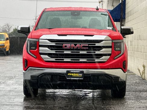 Certified 2022 GMC Sierra 1500 SLE image 9