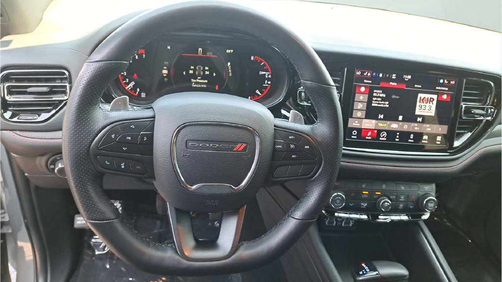 Used 2025 Dodge Durango GT w/ Blacktop Package AWD/4WD image 14