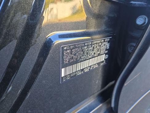 Used 2021 Lexus IS 300 w/ Comfort Package image 32