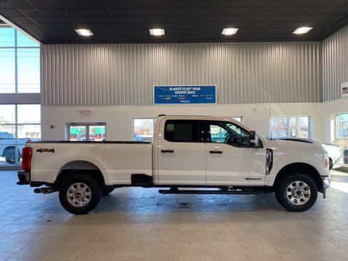 Certified 2024 Ford F350 XLT image 6