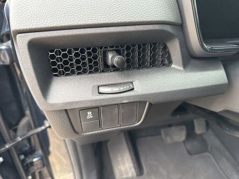 Used 2024 Honda CR-V Sport image 11