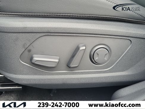New 2026 Kia Sportage EX FWD image 23