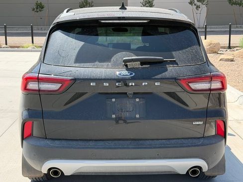 Used 2025 Ford Escape SE FWD image 7