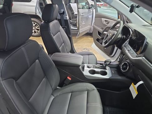New 2026 Chevrolet Blazer LT image 11