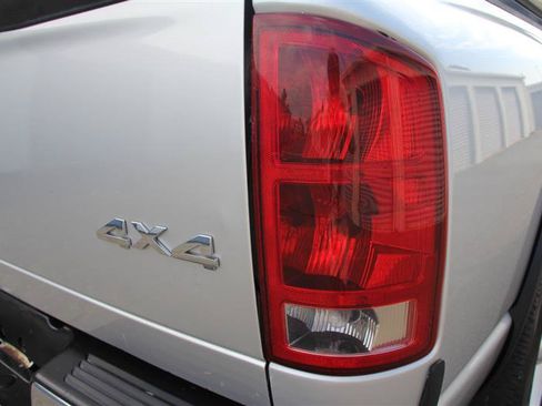 Used 2006 Dodge Ram 1500 Truck SLT AWD/4WD image 12