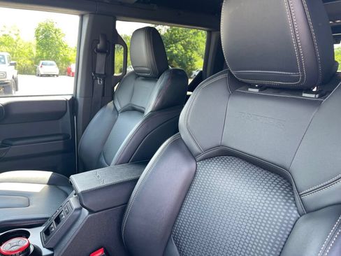 Used 2023 Ford Bronco Raptor AWD/4WD image 6