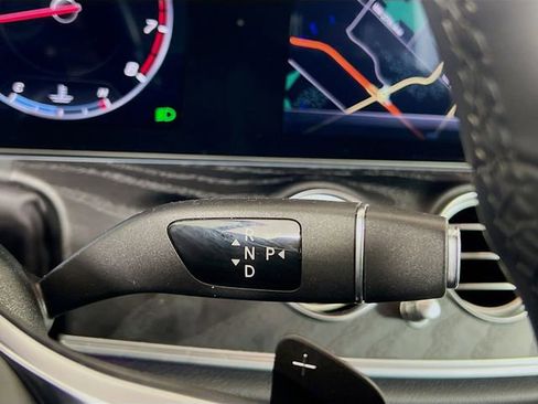 Used 2020 Mercedes-Benz E 350 Sedan image 16
