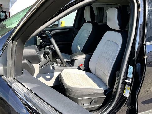 Used 2023 Ford Escape Active AWD/4WD image 23