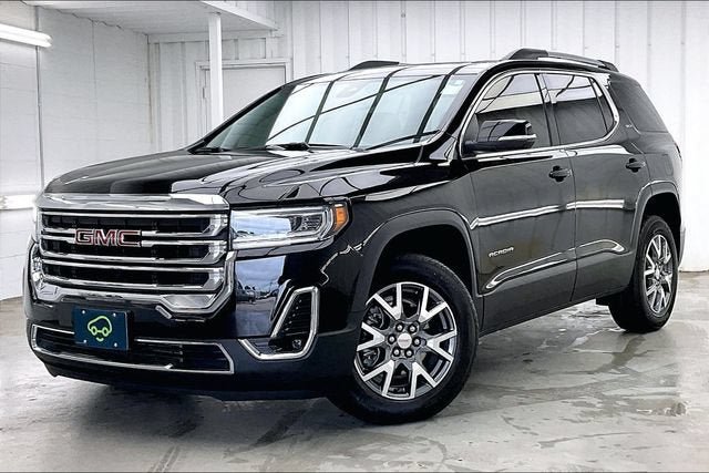 Certified 2023 GMC Acadia SLT w/ Trailering Package AWD/4WD image 2