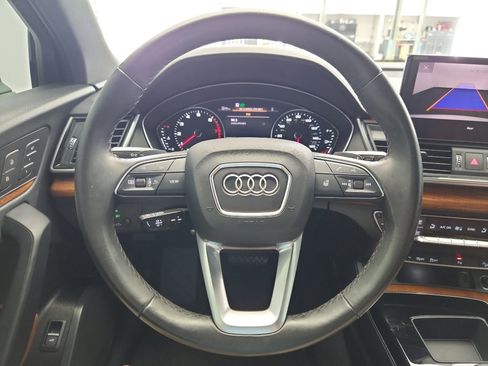 Used 2023 Audi Q5 2.0T Premium w/ Convenience Package image 15