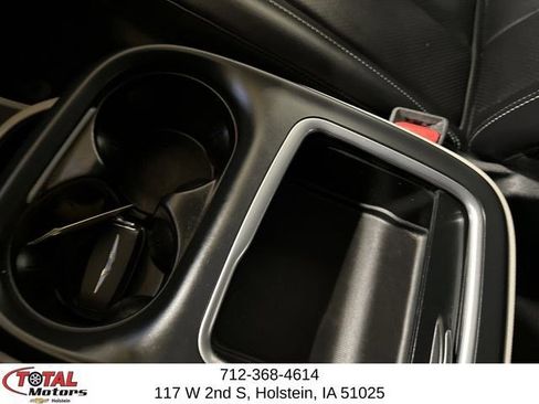 Used 2024 Chrysler Pacifica Touring-L FWD image 17