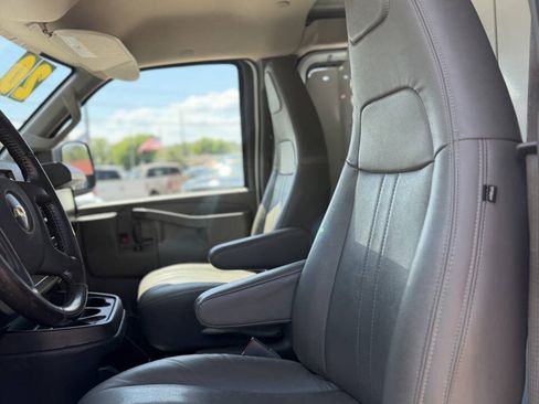 Used 2020 Chevrolet Express 2500 w/ Driver Convenience Package RWD image 23