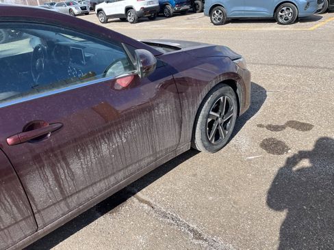 Used 2025 Nissan Sentra SV image 18