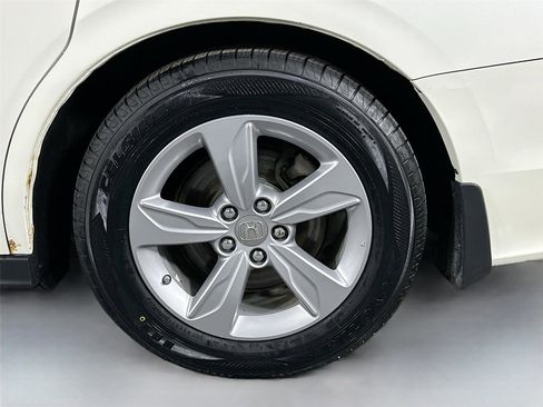 Used 2019 Honda Odyssey EX-L image 30