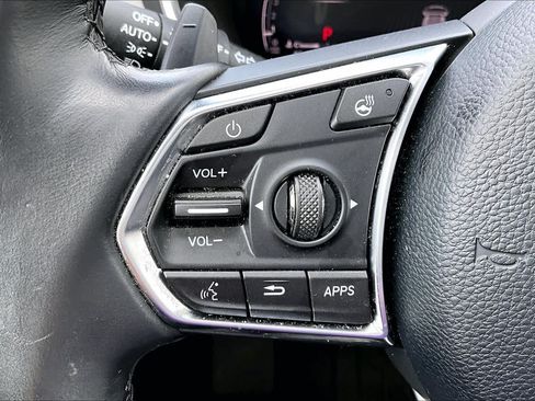 Used 2024 Acura MDX SH-AWD w/ Advance Package image 21