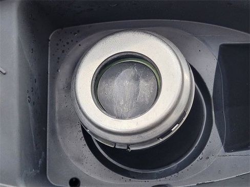 Certified 2020 Jeep Compass Latitude w/ Cold Weather Group image 8