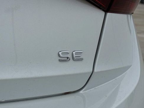 New 2026 Volkswagen Jetta SE image 4