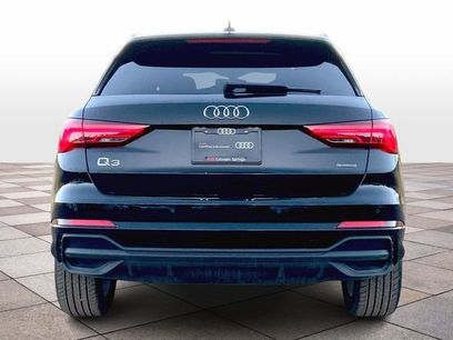 Certified 2025 Audi Q3 2.0T Premium w/ Convenience Package