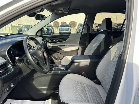 Certified 2024 Chevrolet Equinox LT image 18