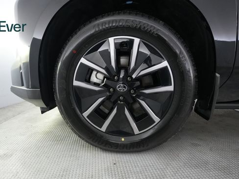 Used 2026 Toyota bZ FWD image 19