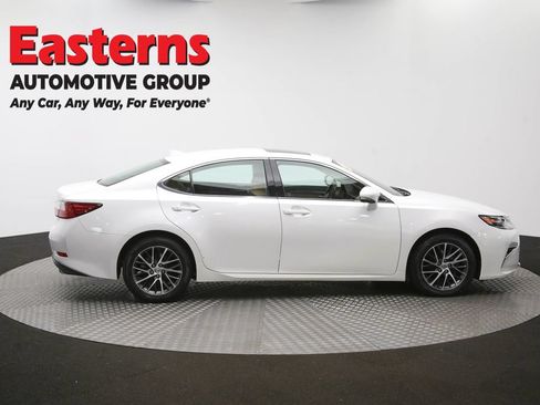 Used 2017 Lexus ES 350 w/ Navigation System Package FWD image 49