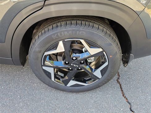 New 2026 Kia Seltos EX image 37