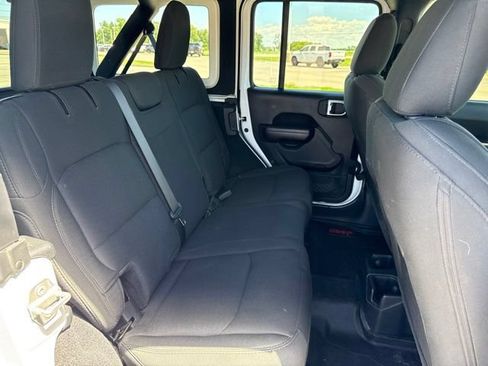 Used 2020 Jeep Wrangler Unlimited Sport AWD/4WD image 29