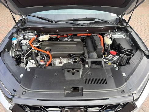 Used 2024 Honda CR-V Sport Touring image 7