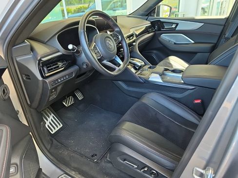 Used 2023 Acura MDX A-Spec AWD/4WD image 2