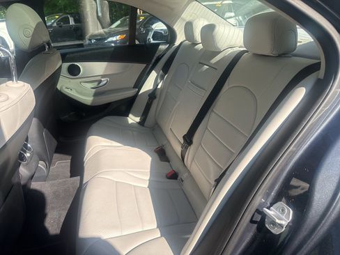 Used 2016 Mercedes-Benz C 300 4MATIC Sedan image 11