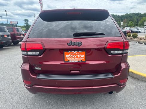 Used 2022 Jeep Grand Cherokee Laredo X AWD/4WD image 10