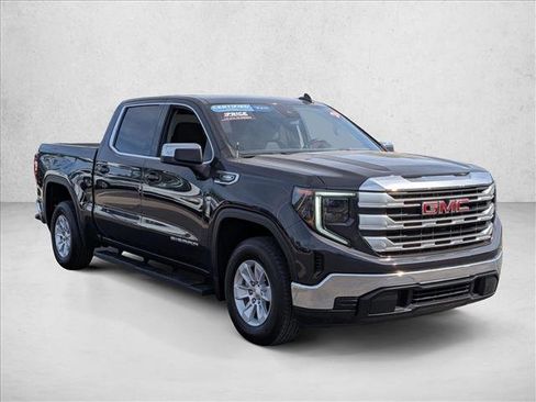 Used 2024 GMC Sierra 1500 SLE RWD image 3
